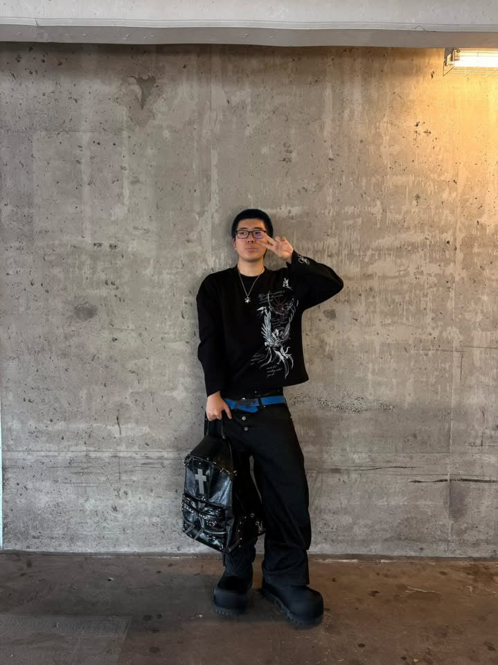 AURELIUS Fallen Thermal styled model photo 9
